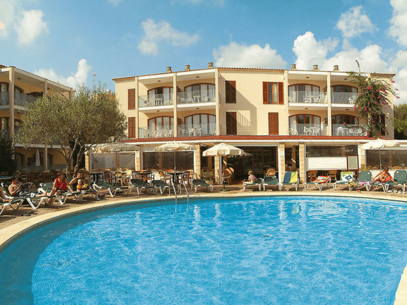 Protur Floriana Resort