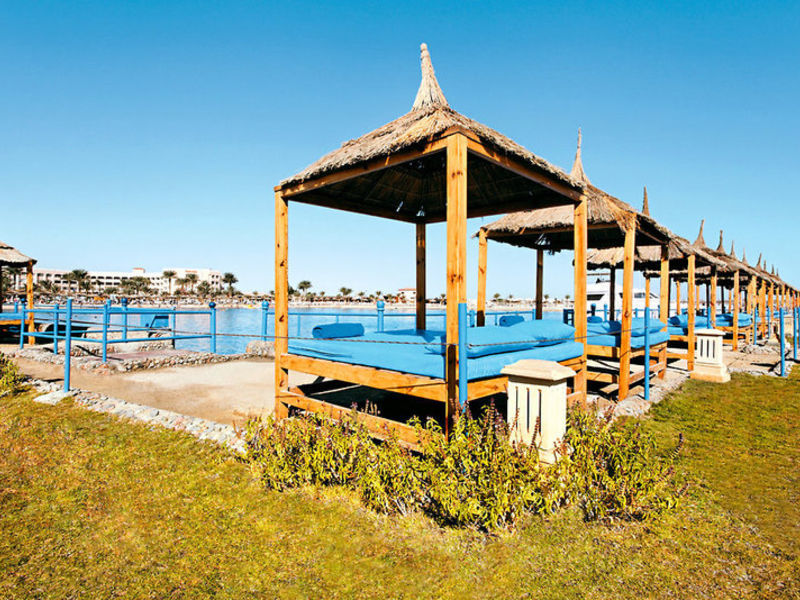 Beach Albatros Resort