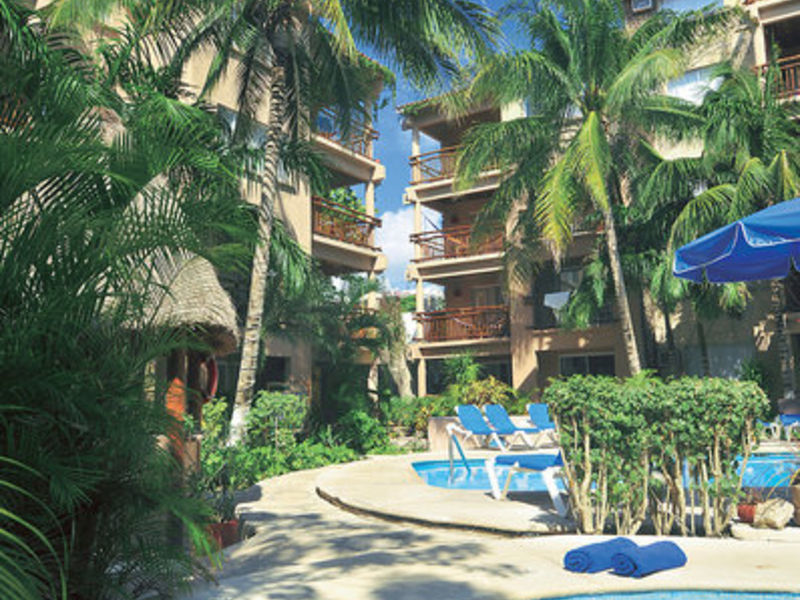 El Tucan Hotel and Beach Club