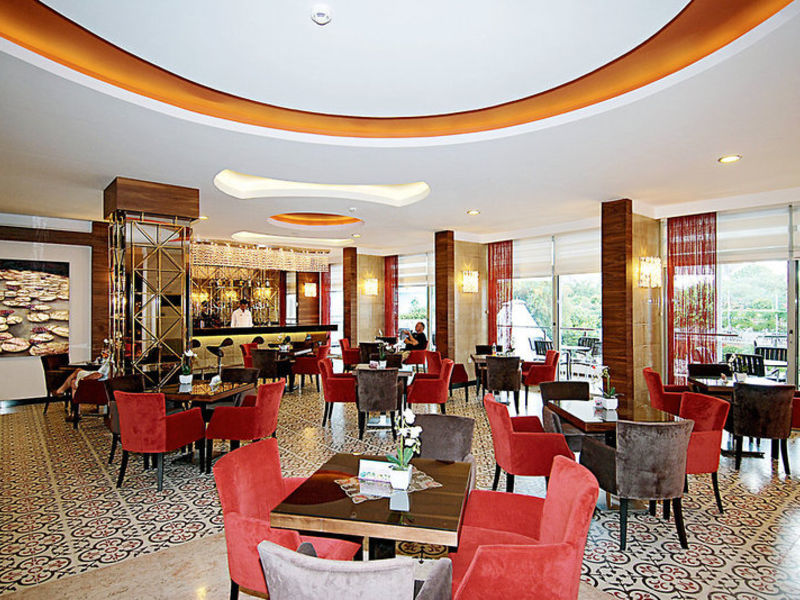 Grand Okan Hotel