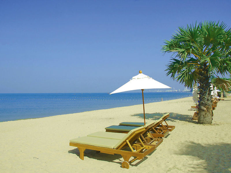 KK Ravindra Beach Resort