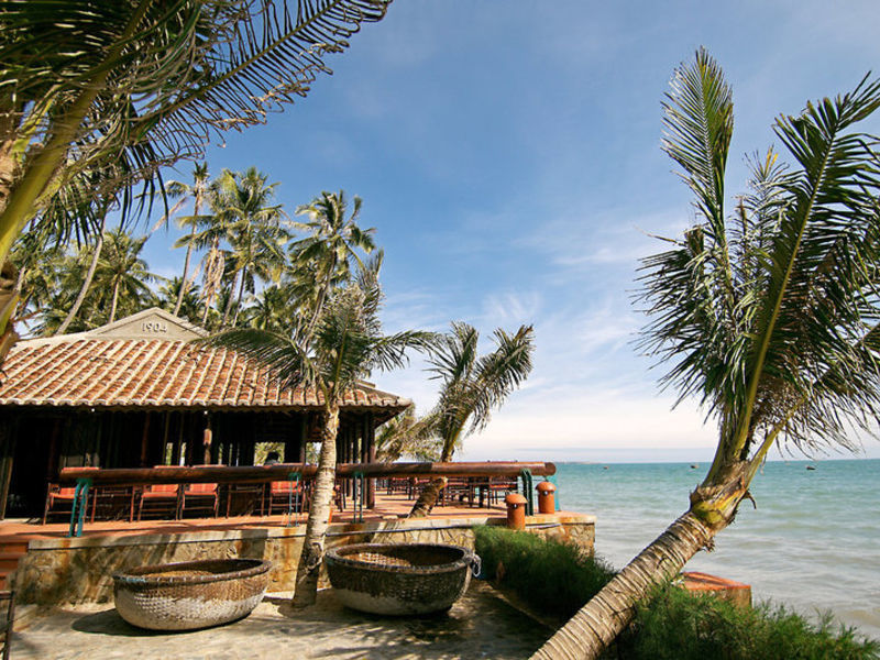 Oriental Pearl Resort