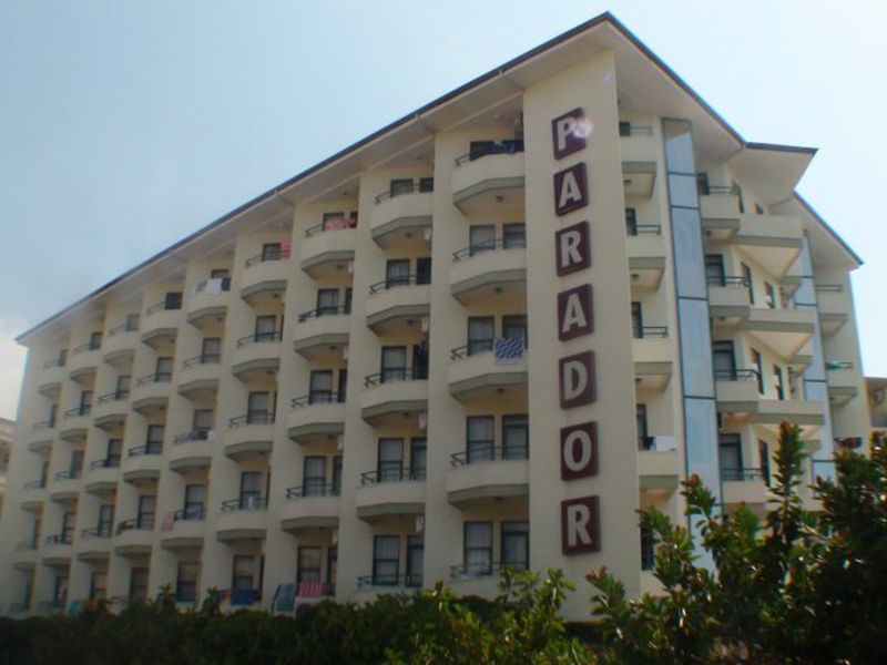 Parador Hotel