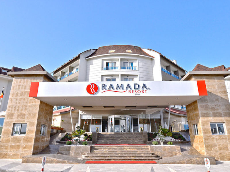RAMADA Resort Side