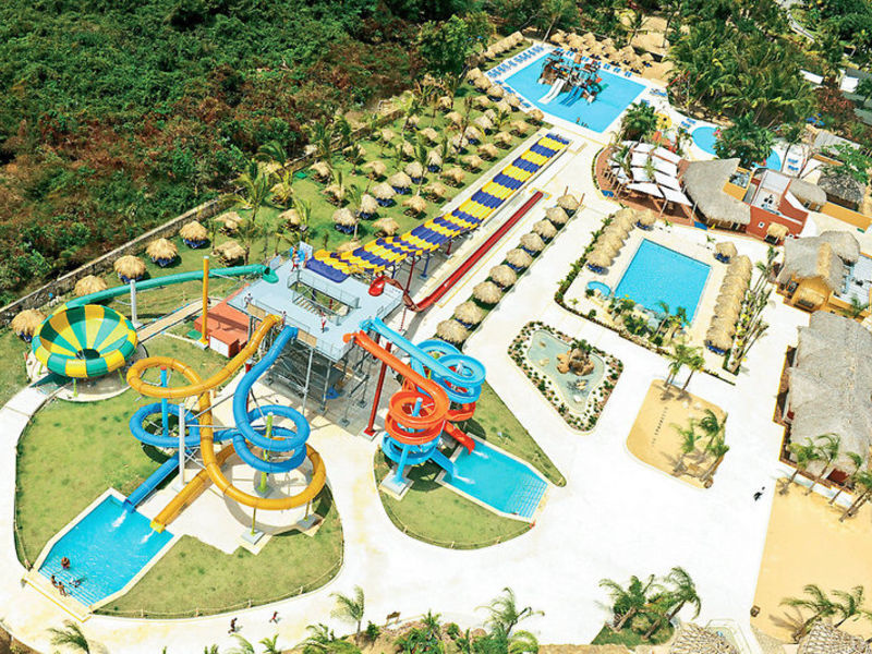 Sirenis Cocotal Beach Resort
