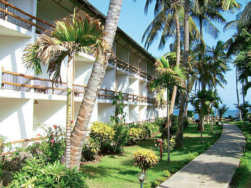 Traveller's Beach Hotel