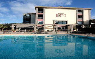 Náhled objektu Escola, Funchal, Madeira, Portugalsko