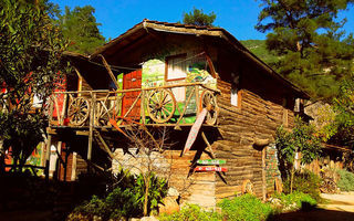 Náhled objektu Kadirs Tree Houses, Lara, Turecká riviéra, Turecko