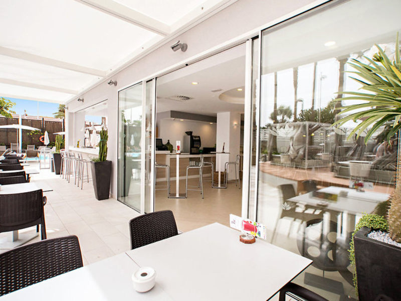 Anamar Suites