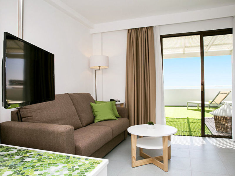 Anamar Suites