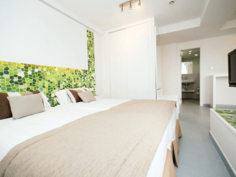 Anamar Suites