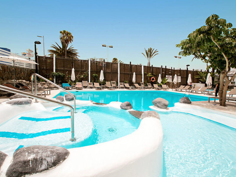Anamar Suites
