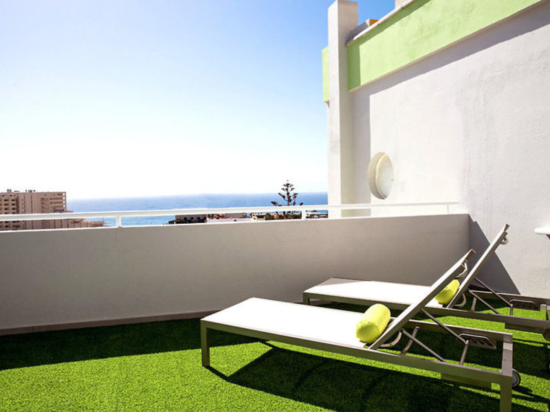 Anamar Suites