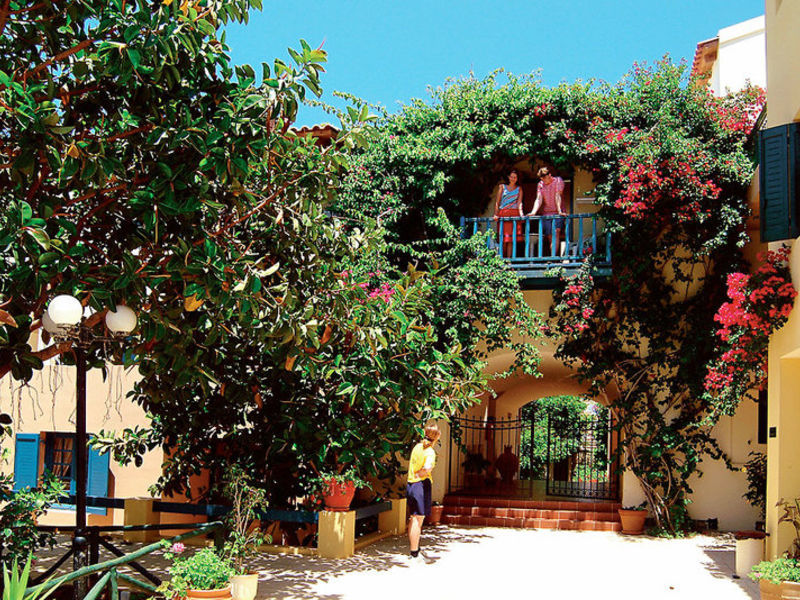 Castello Village