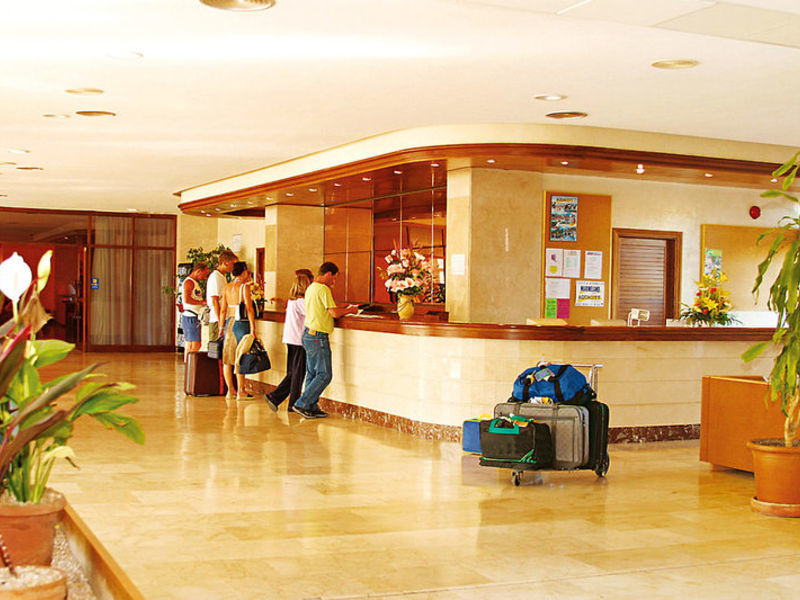Club Cala Romani