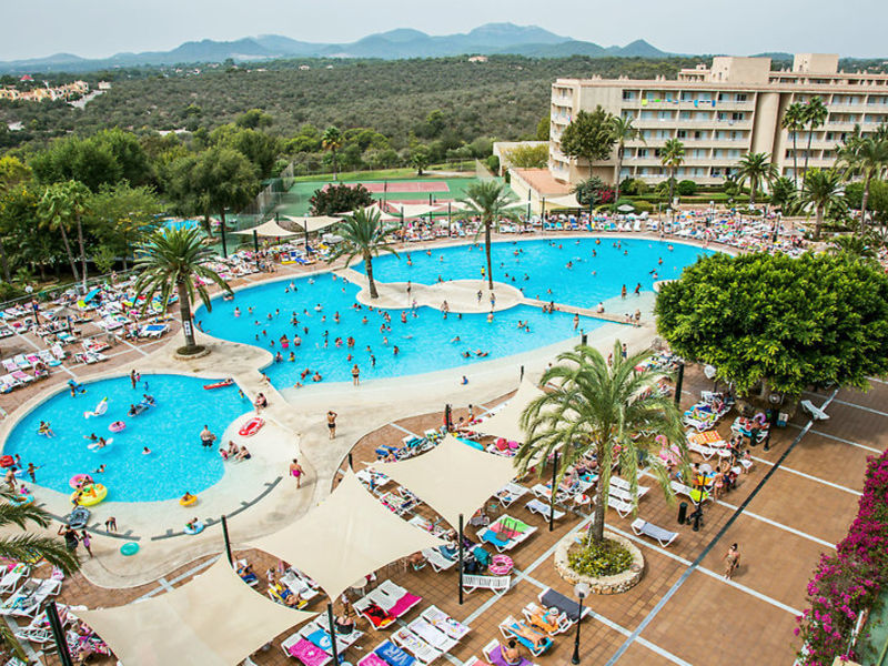 Club Cala Romani