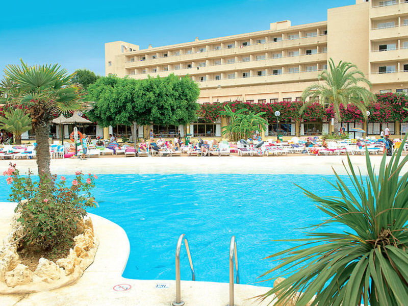 Club Cala Romani
