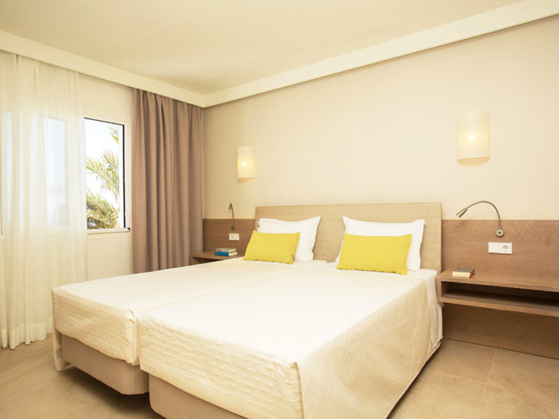 Inturo. Esmeralda Park, Typ ST