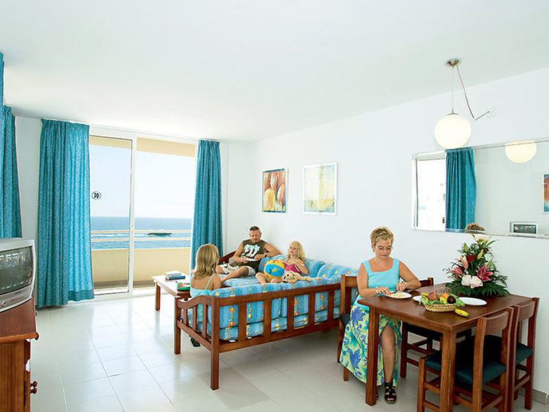 Playa Dorada, Typ A1