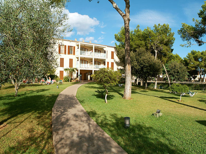 Protur Floriana Resort