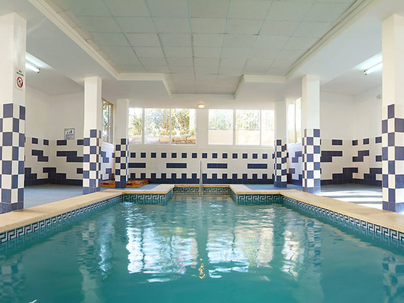 Protur Floriana Resort