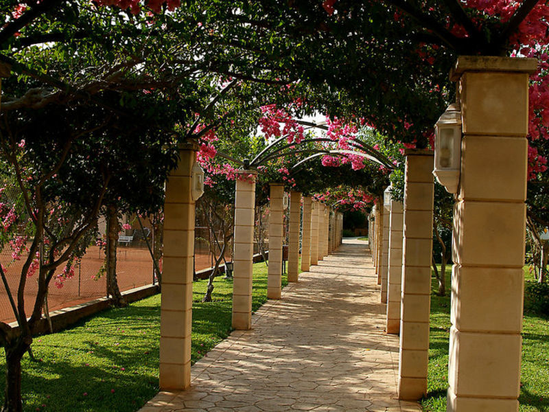 Protur Floriana Resort