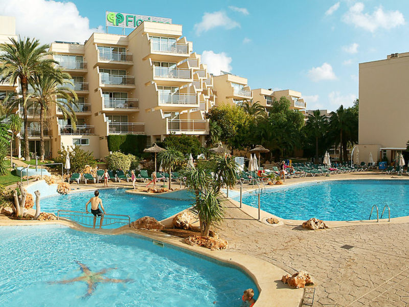 Protur Floriana Resort