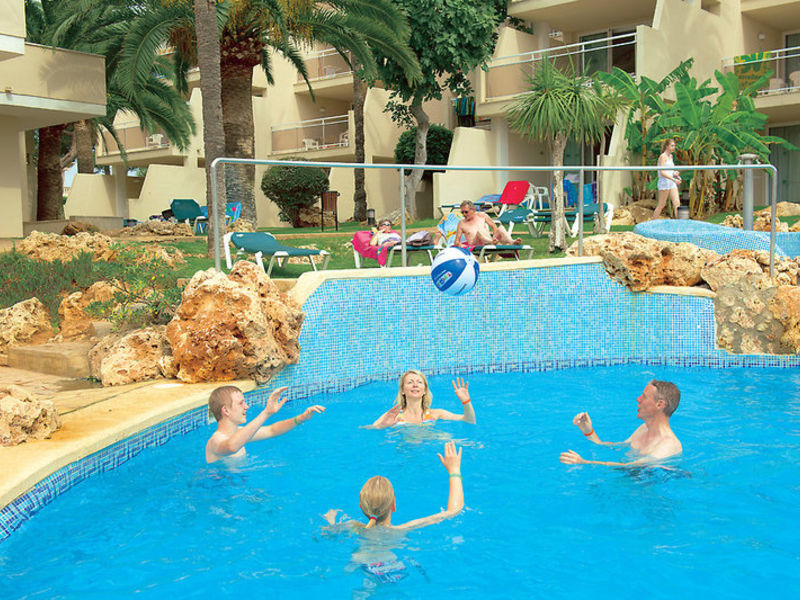 Protur Floriana Resort