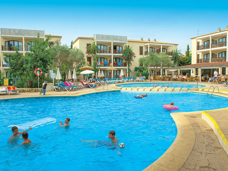 Protur Floriana Resort