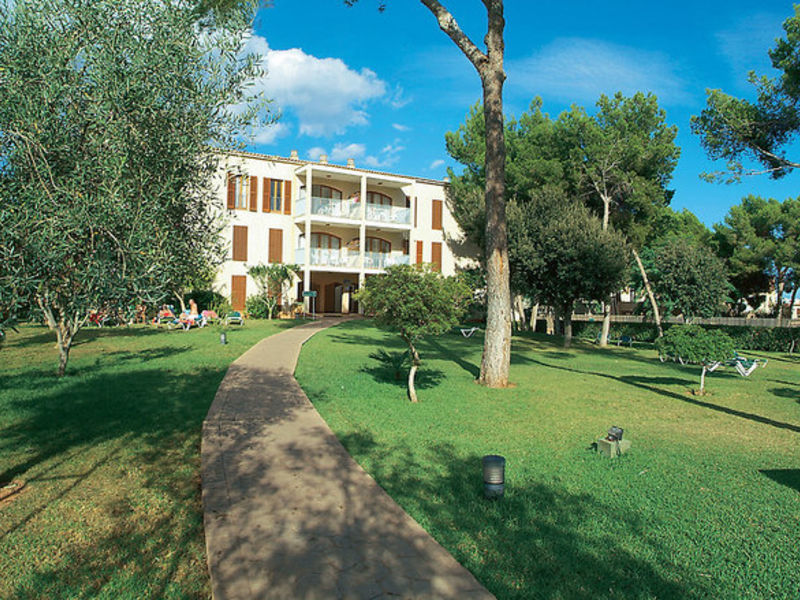Protur Floriana Resort