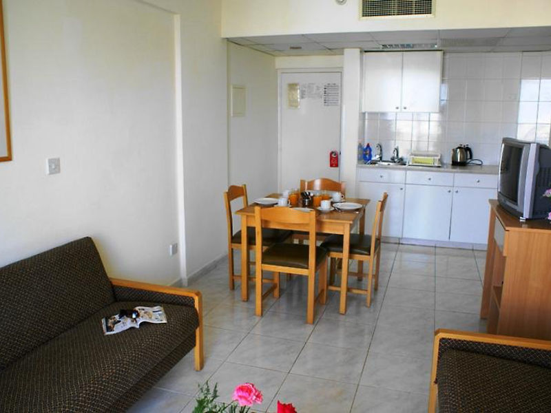 Studios & Appartements Anemi