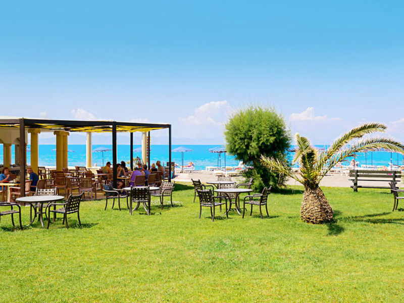 Sun Beach Aparthotel