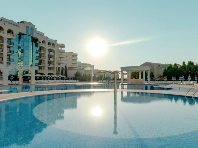Sunset Resort