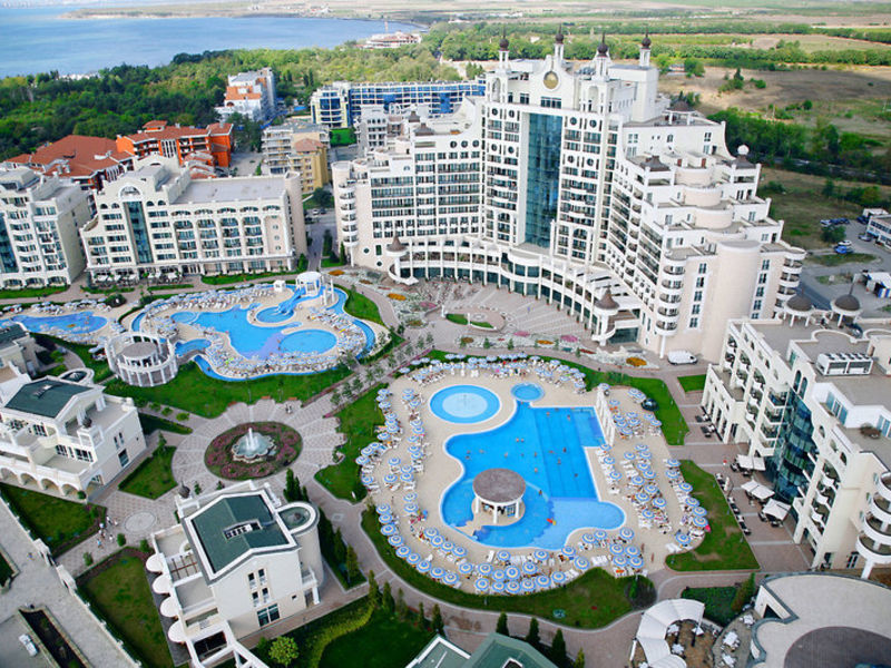 Sunset Resort
