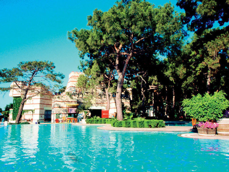 Kemer Holiday Village
