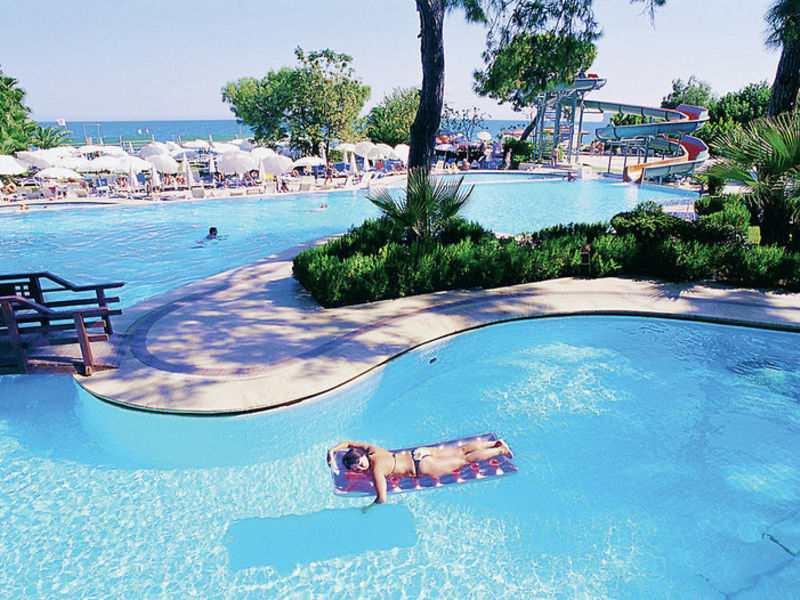 Kemer Holiday Village
