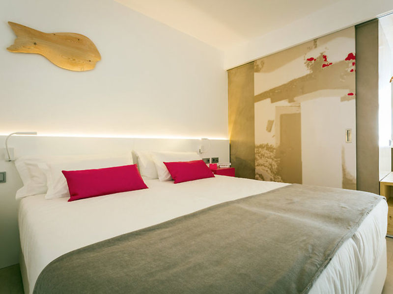 One Ibiza Suites