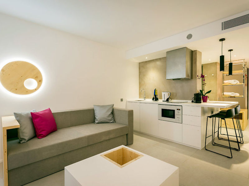 One Ibiza Suites