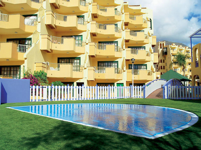 Playa Olid Suites & App.