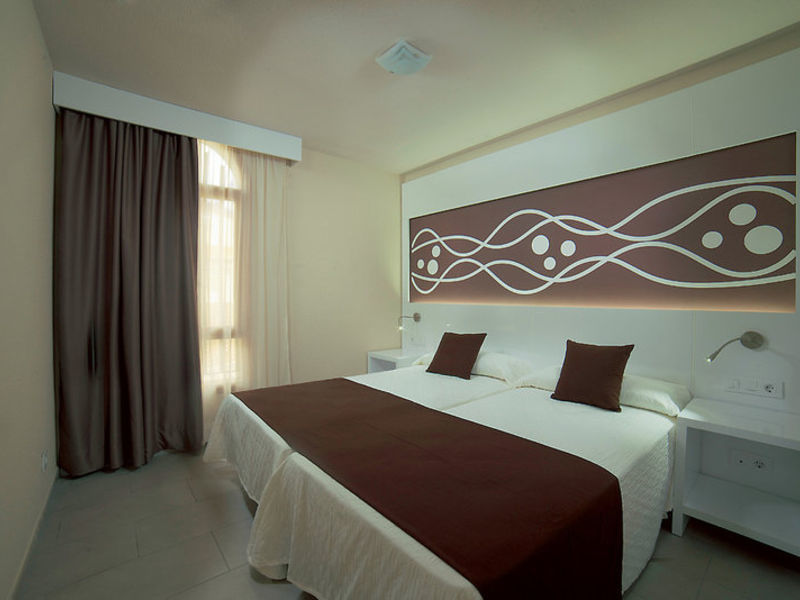 Playa Olid Suites & App.