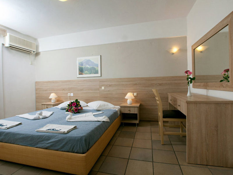 Elmi Suites Beach Hotel