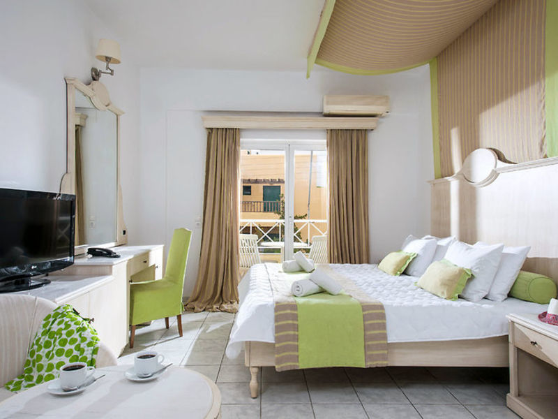 Elmi Suites Beach Hotel