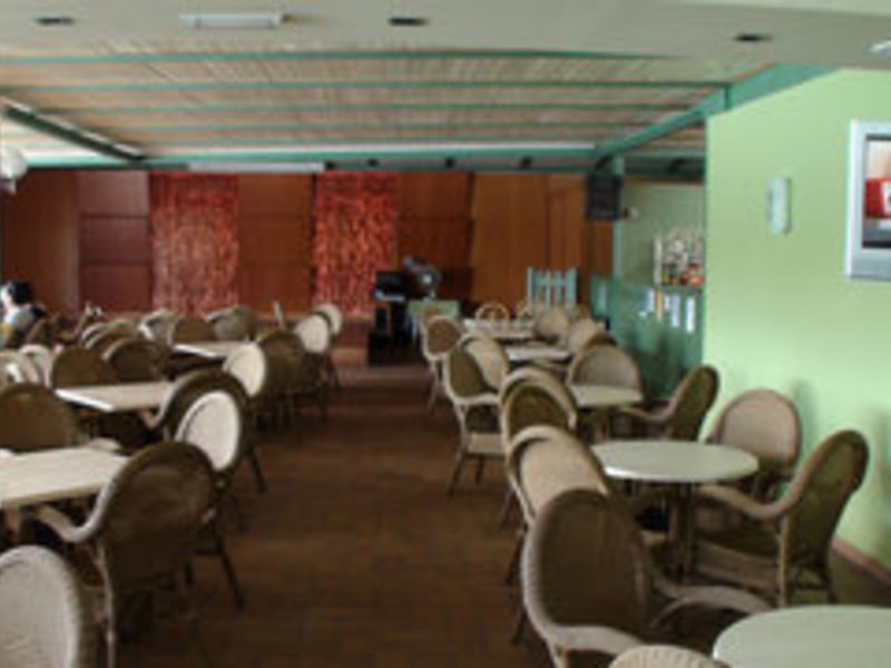 Cordial Green Golf VP - Plus