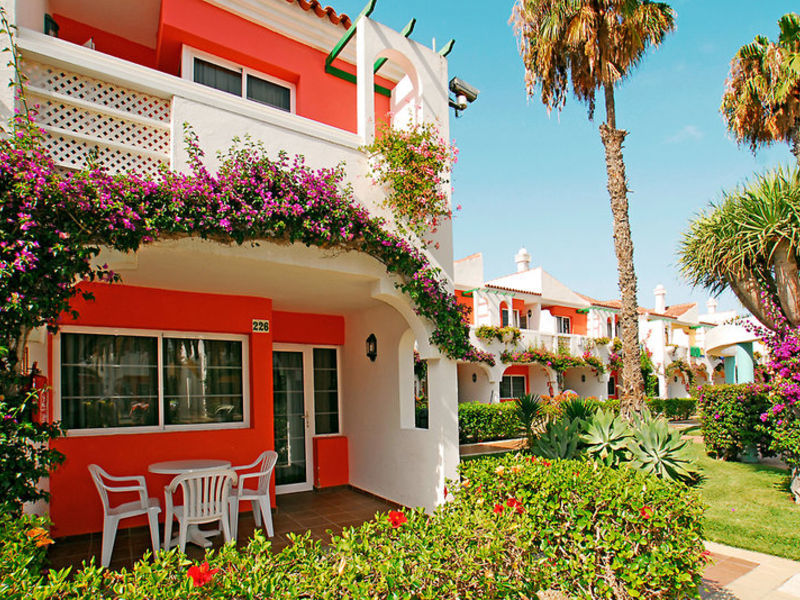Bungalows Cordial Green Golf