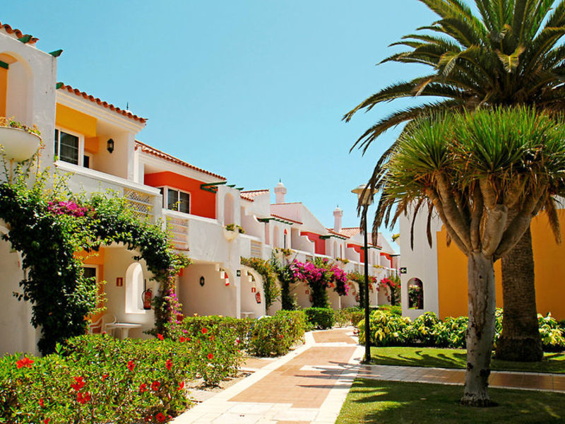 Bungalows Cordial Green Golf