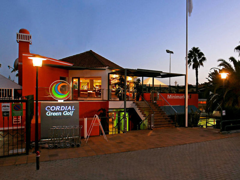 Bungalows Cordial Green Golf