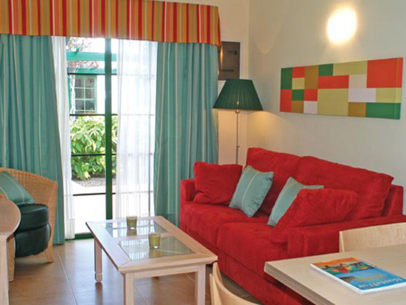 Cordial Sandy Golf Bungalows
