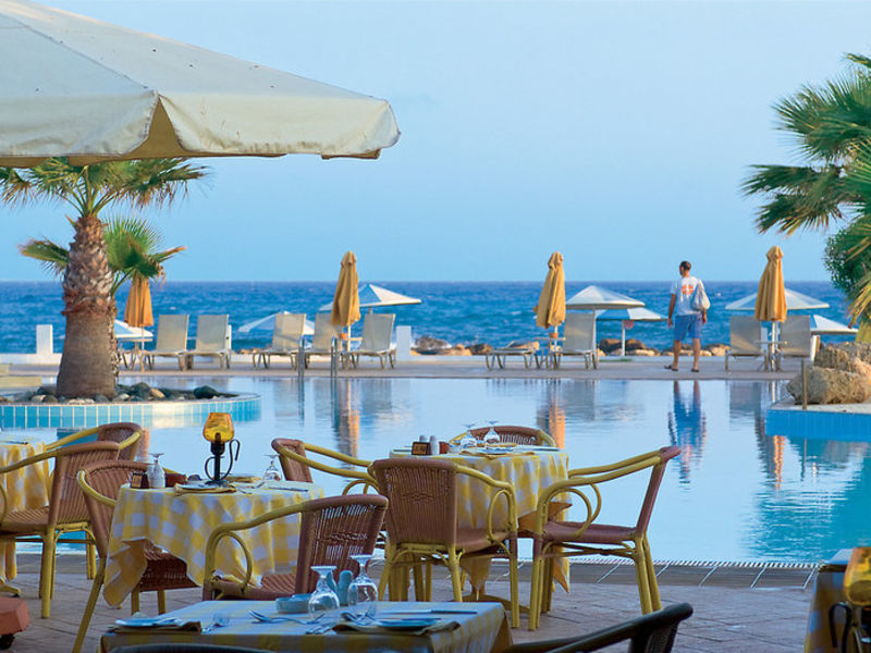 Kermia Beach Bungalow Hotel