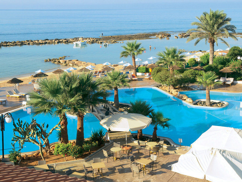 Kermia Beach Bungalow Hotel