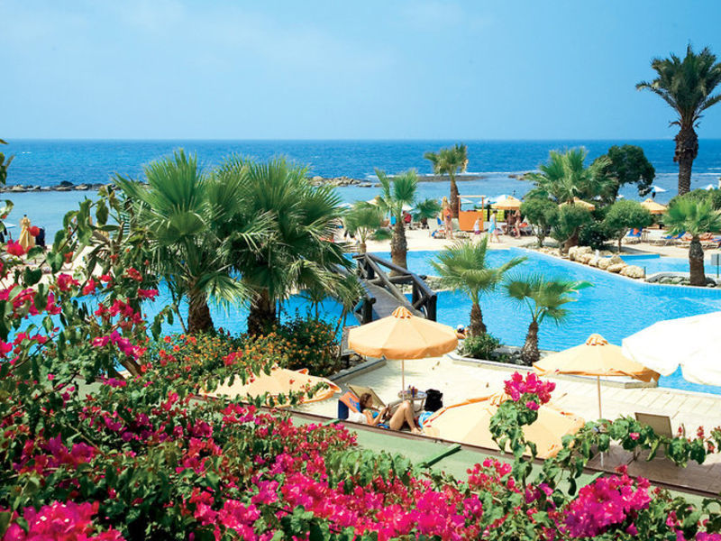 Kermia Beach Bungalow Hotel